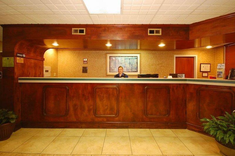 Best Western Lumberton Interior photo